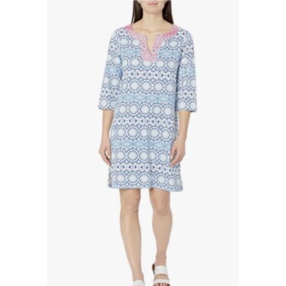 Caribbean Joe Blue & White Medallion Tunic with Pink Embroidered V-Neck Sz Mediu